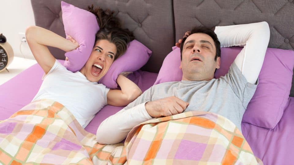 מה הם השינויים הקורים בגוף האישה בעת גיל המעבר?