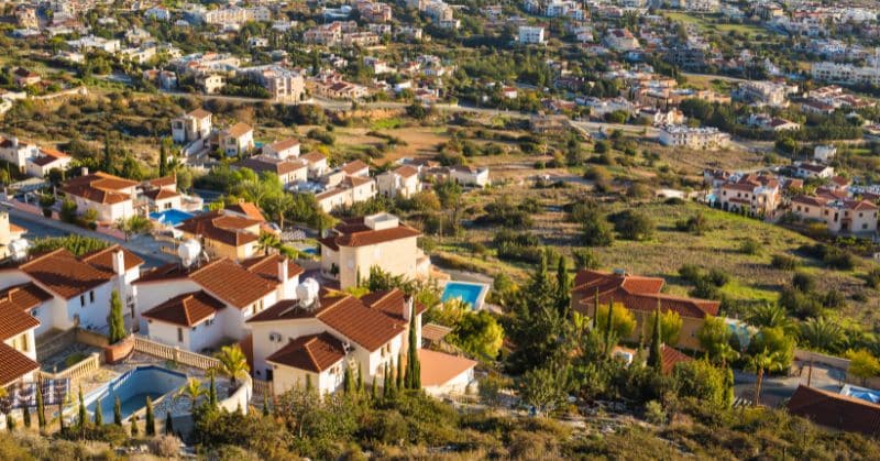 השקעות נדל"ן בקפריסין – ליווי מלא בעת ההשקעה